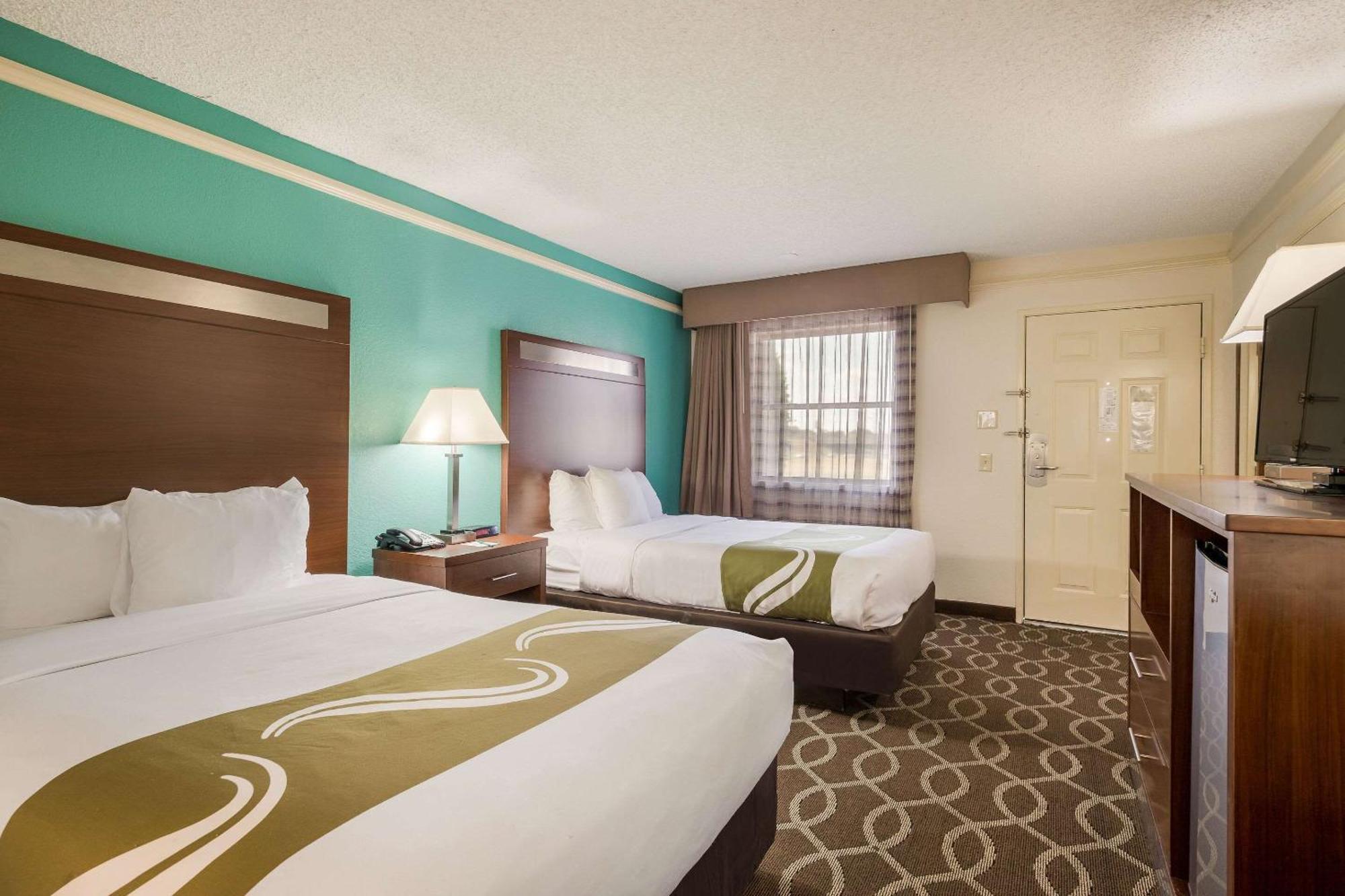 Quality Inn Tulsa Central Exterior foto